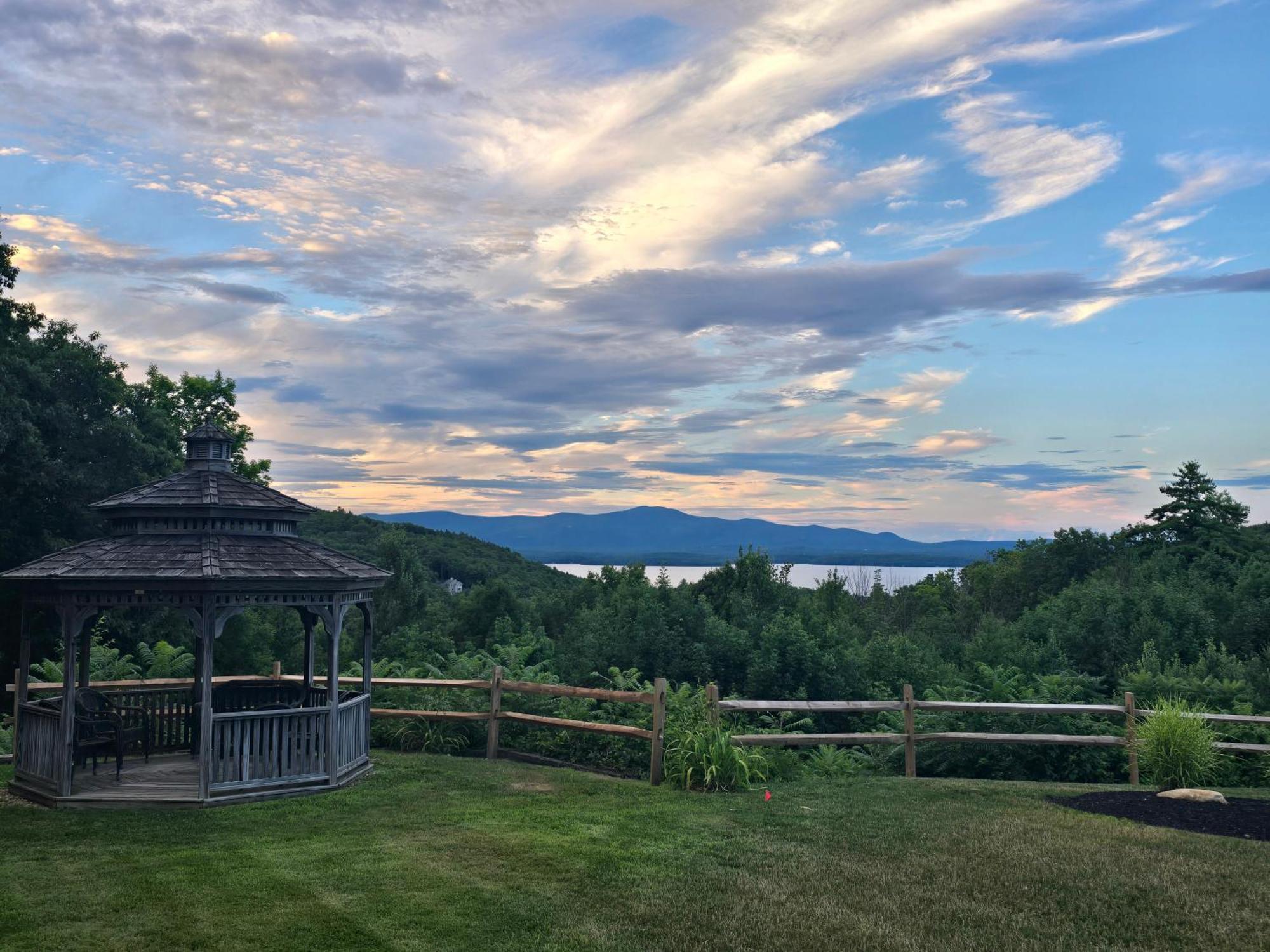 Gunstock Inn & Suites Gilford Exterior foto